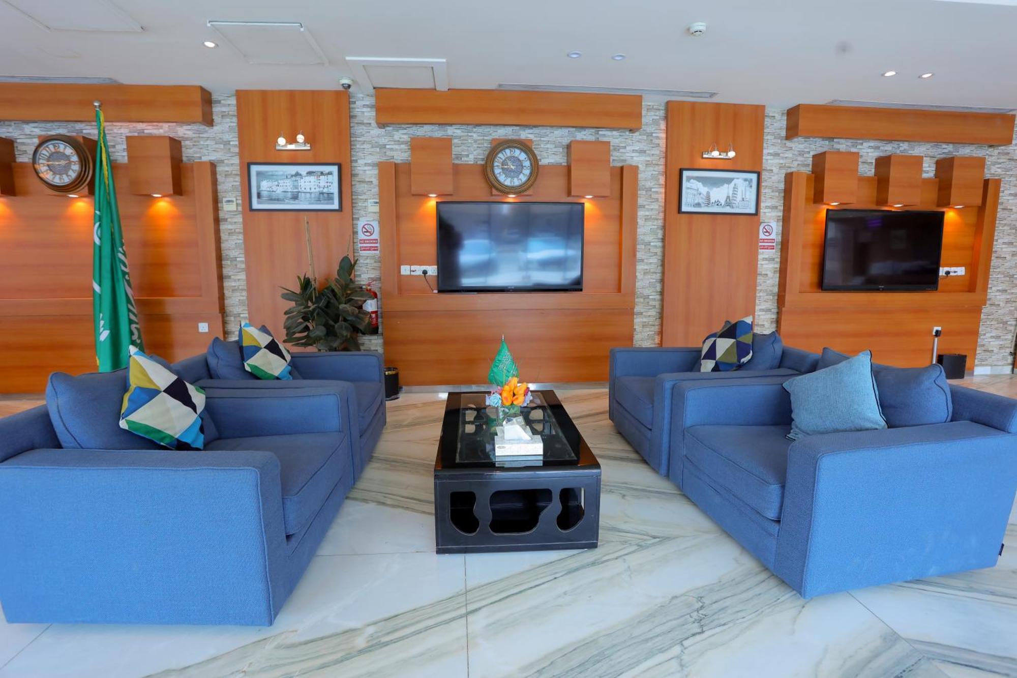 Aparthotel هوستا الملقا Ar Riyad Esterno foto