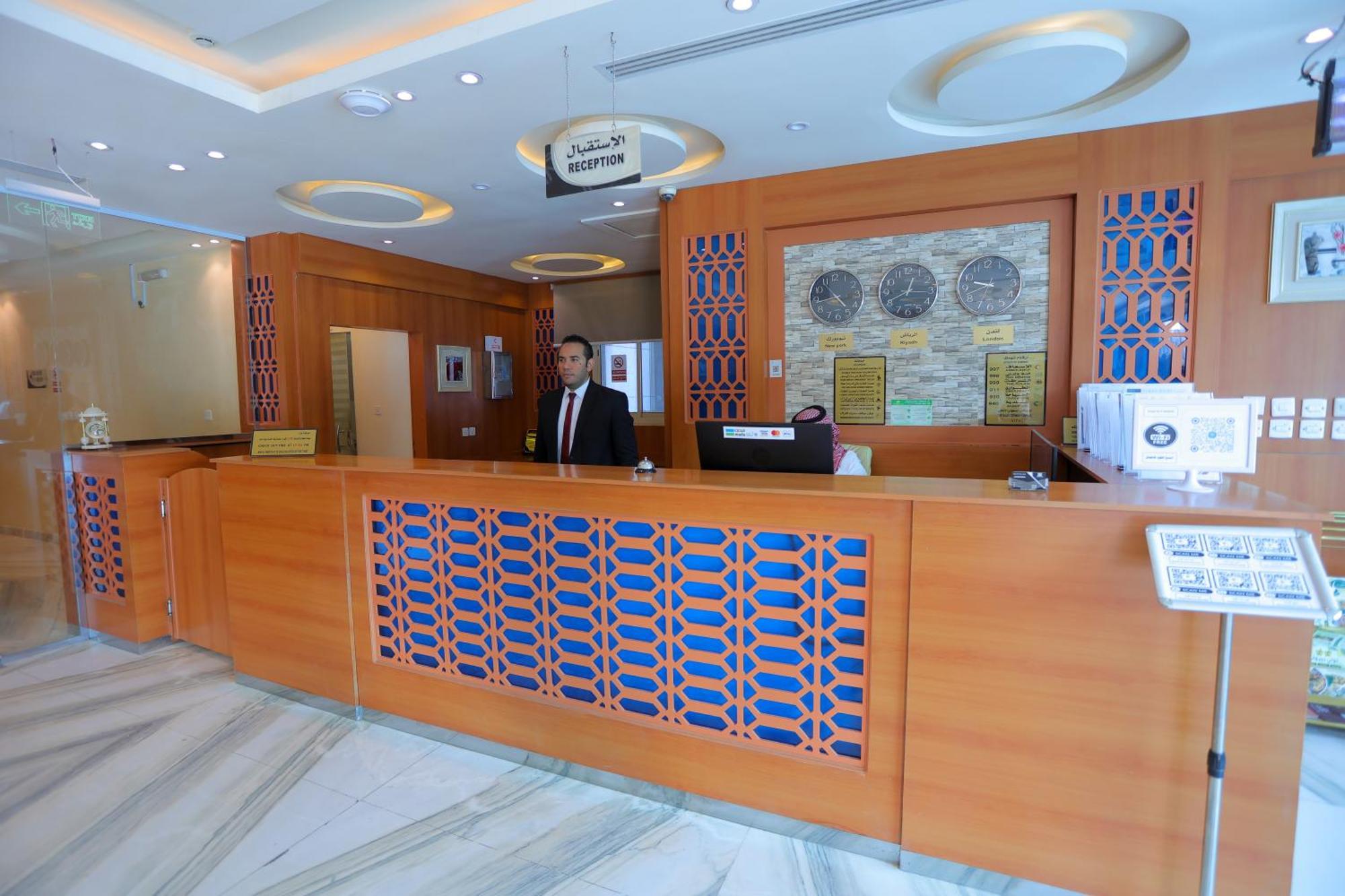 Aparthotel هوستا الملقا Ar Riyad Esterno foto