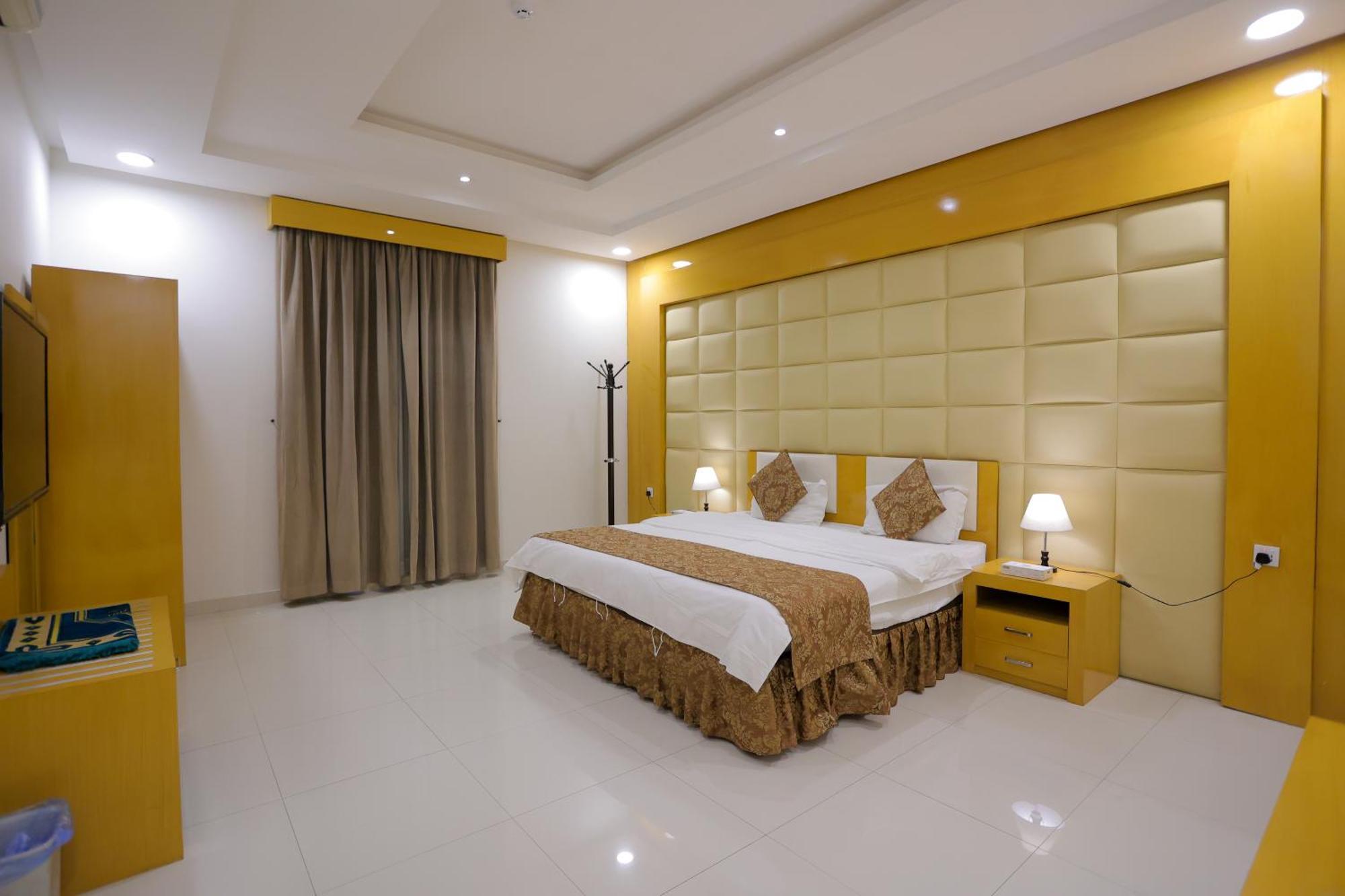 Aparthotel هوستا الملقا Ar Riyad Esterno foto